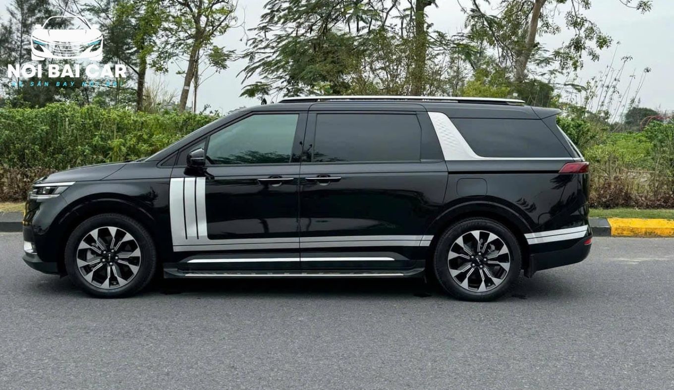 Thuê xe Kia Carnival có lái Hà Nội