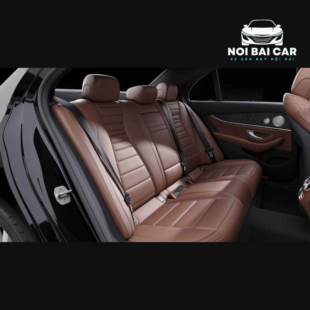 Cho Thuê Xe Mercedes E300 Đời Mới (4) Cho Thuê Xe Mercedes E300 Đời Mới (4)