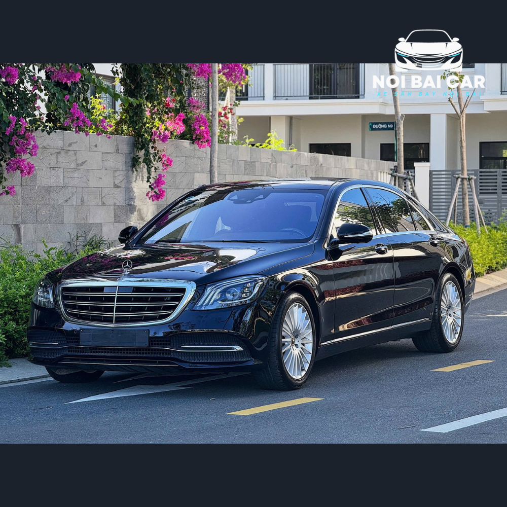 Thuê Xe Mercedes (9) Thuê Xe Mercedes (9)