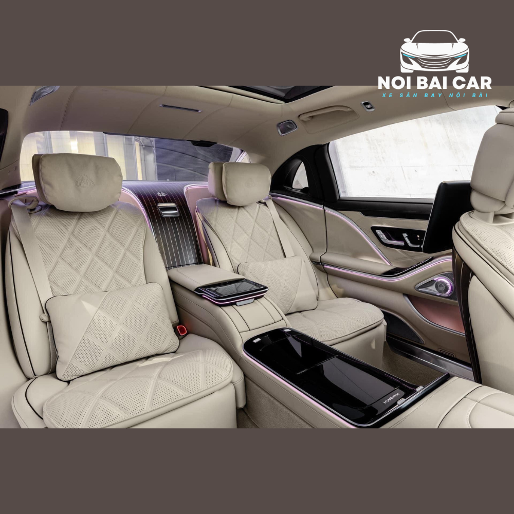 Tiện Ích Trải Nghiệm Người Dùng Phía Sau – Thuê Xe Mercedes Hạng Sang