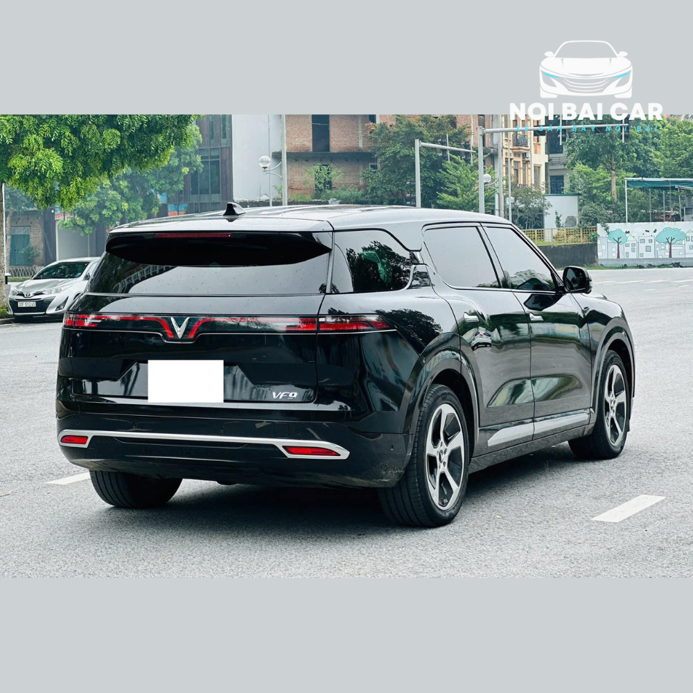 Cho Thuê Xe VF9 7 Chỗ Hạng Sang (9) Cho Thuê Xe VF9 7 Chỗ Hạng Sang (9)