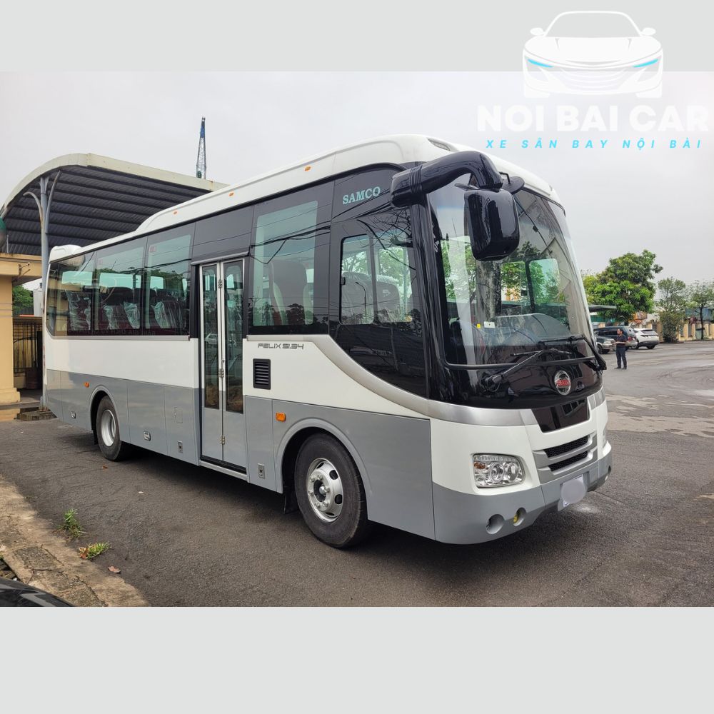 Xe du lịch 35 chỗ (1) Xe du lịch 35 chỗ (1)