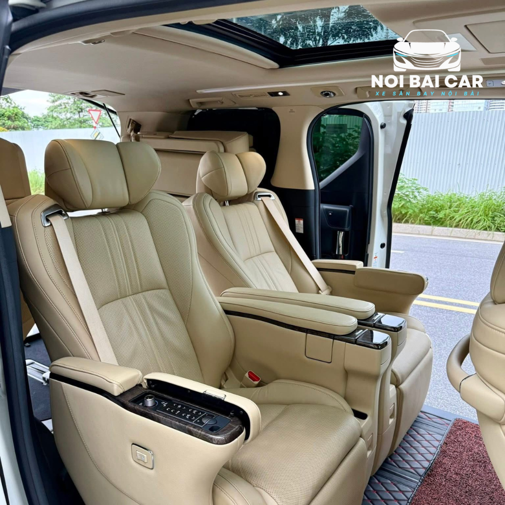 Nội Thất Xe Alphard 7 Chỗ Hạng Sang 